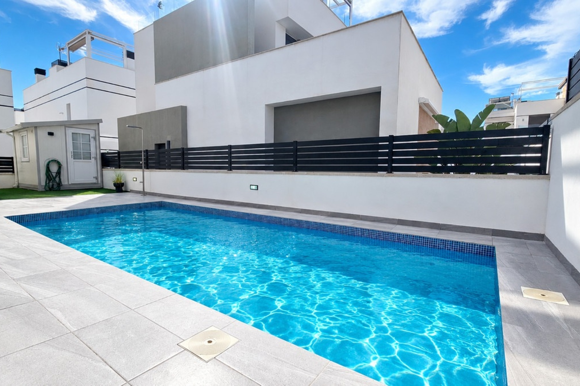 Resale - Villa - Orihuela - Villamartin