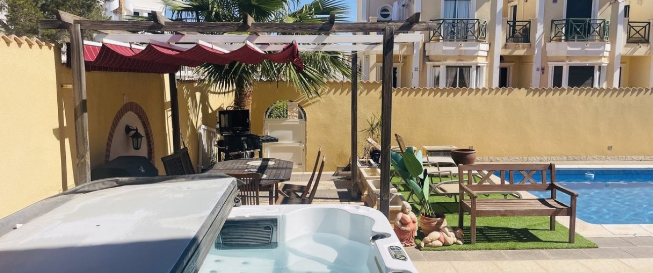 Resale - Villa - Orihuela - Villamartin