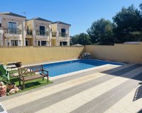 Resale - Villa - Orihuela - Villamartin