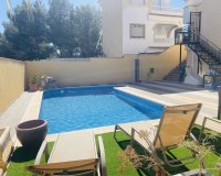 Resale - Villa - Orihuela - Villamartin