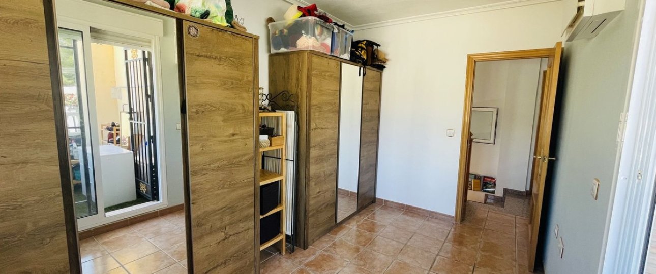 Resale - Villa - Orihuela - Villamartin