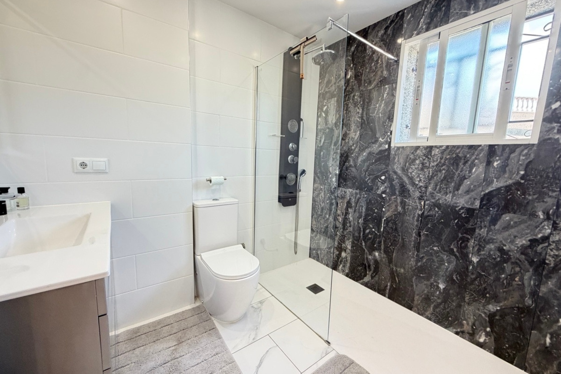 Resale - Villa - Orihuela - Villamartin