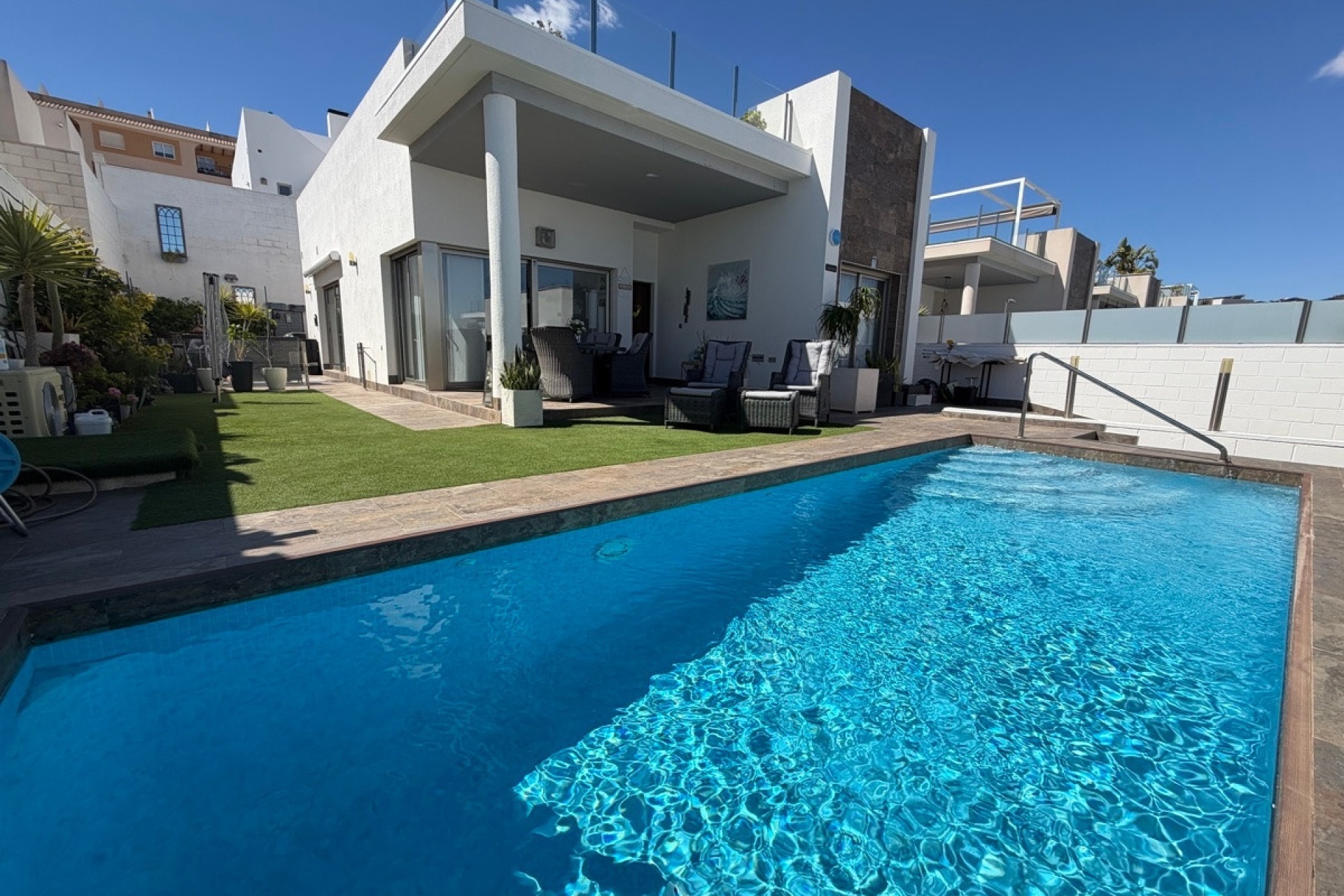 Resale - Villa - Orihuela - Villamartin