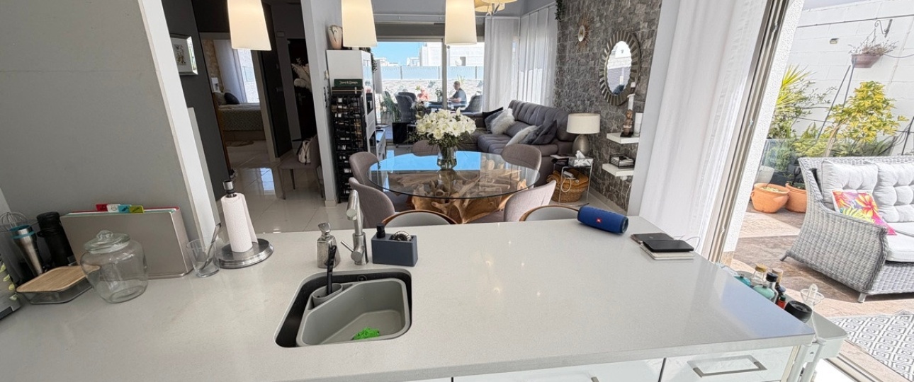 Resale - Villa - Orihuela - Villamartin