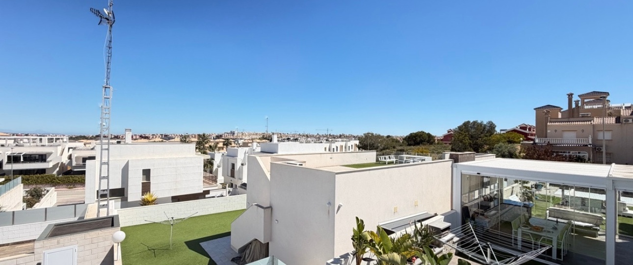 Resale - Villa - Orihuela - Villamartin