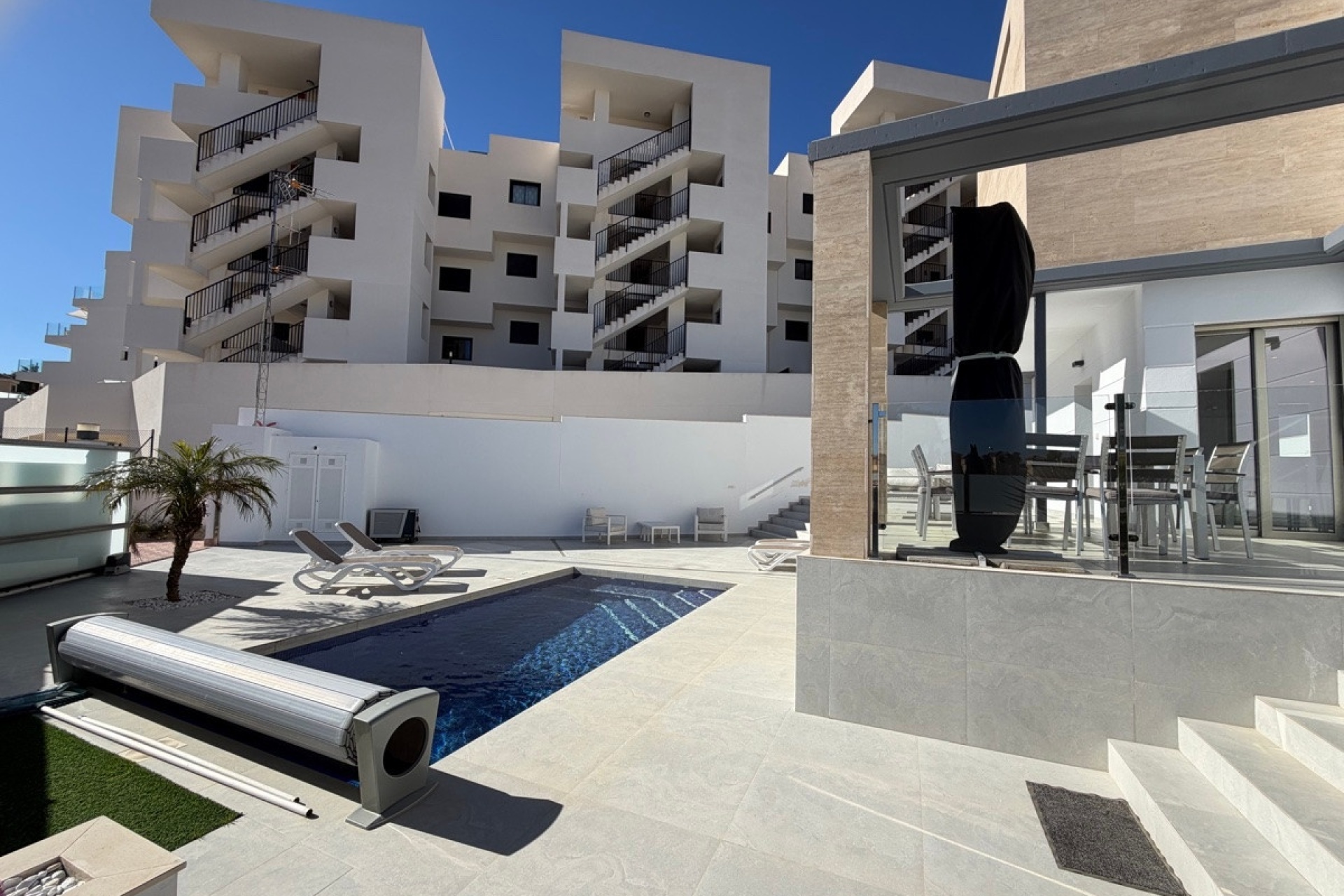 Resale - Villa - Orihuela - Villamartin