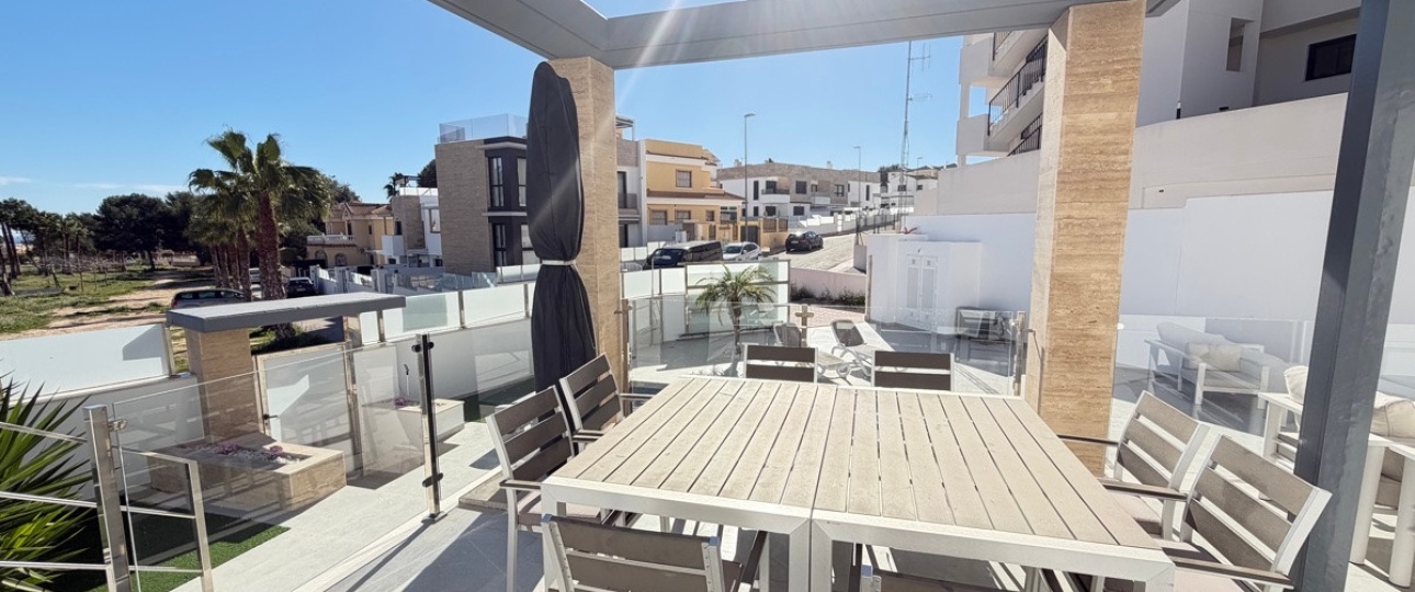 Resale - Villa - Orihuela - Villamartin