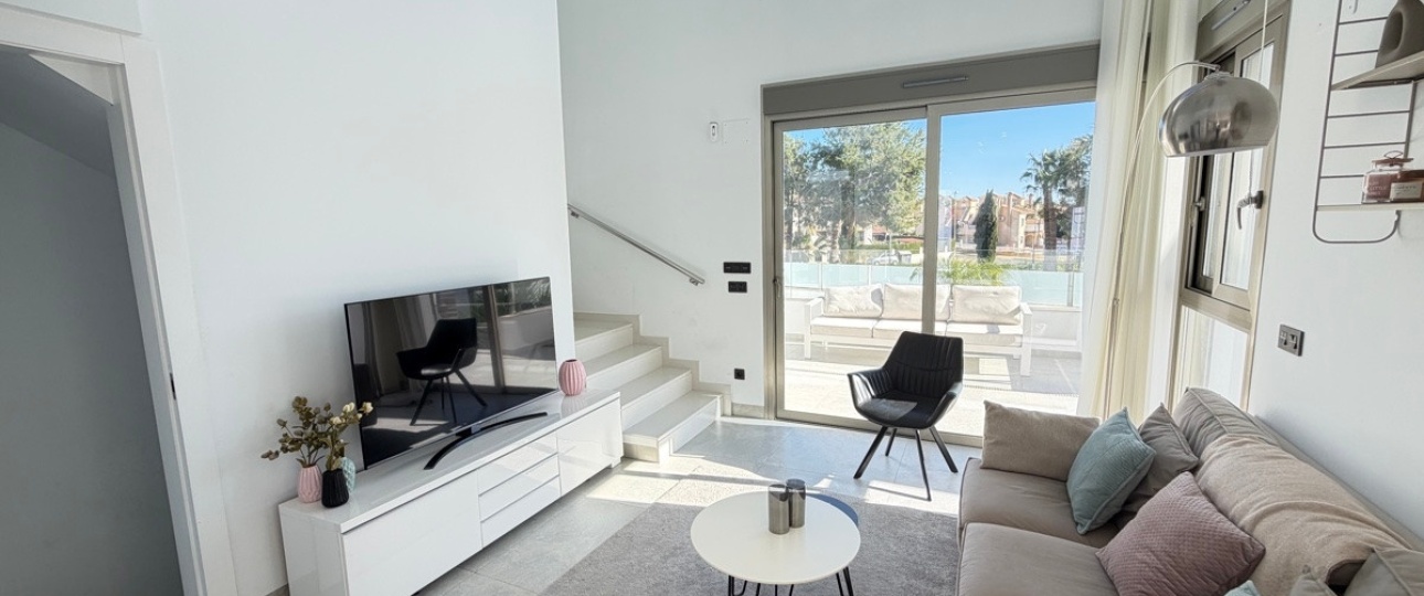 Resale - Villa - Orihuela - Villamartin