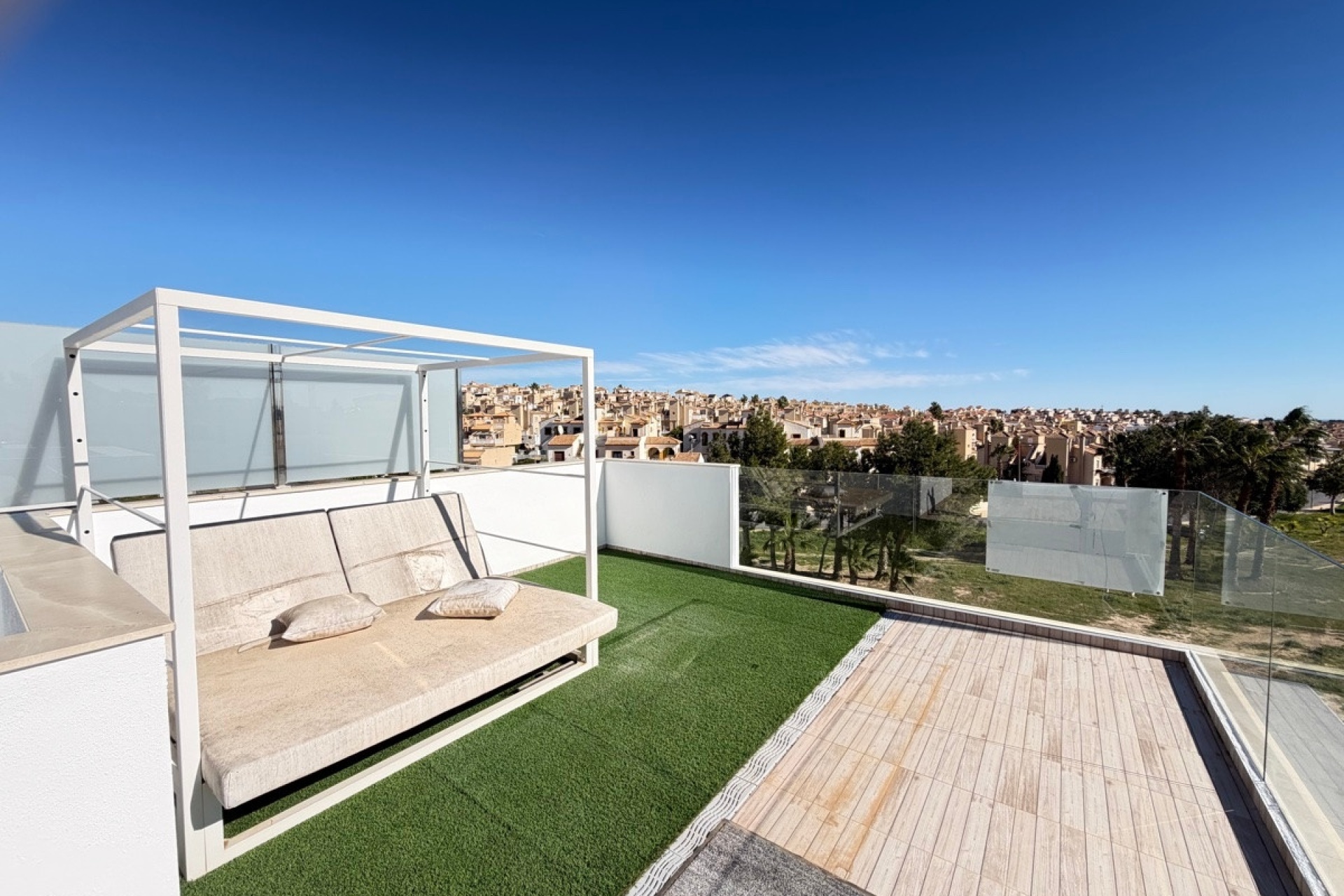 Resale - Villa - Orihuela - Villamartin