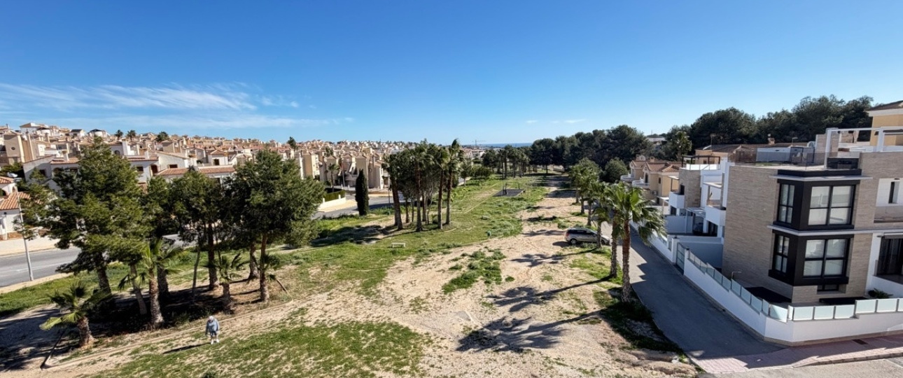 Resale - Villa - Orihuela - Villamartin