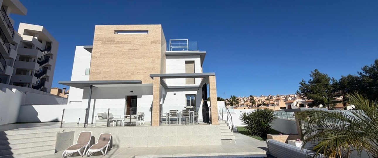 Resale - Villa - Orihuela - Villamartin