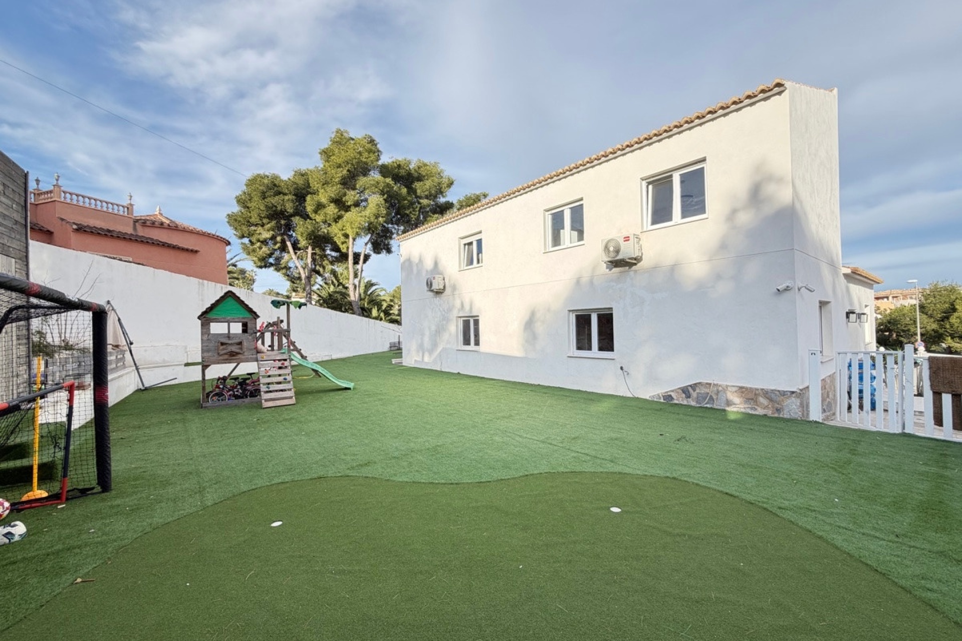 Resale - Villa - Orihuela - Villamartin