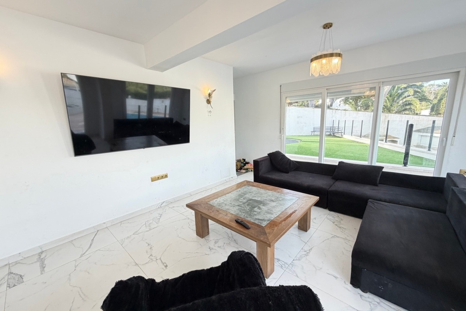 Resale - Villa - Orihuela - Villamartin
