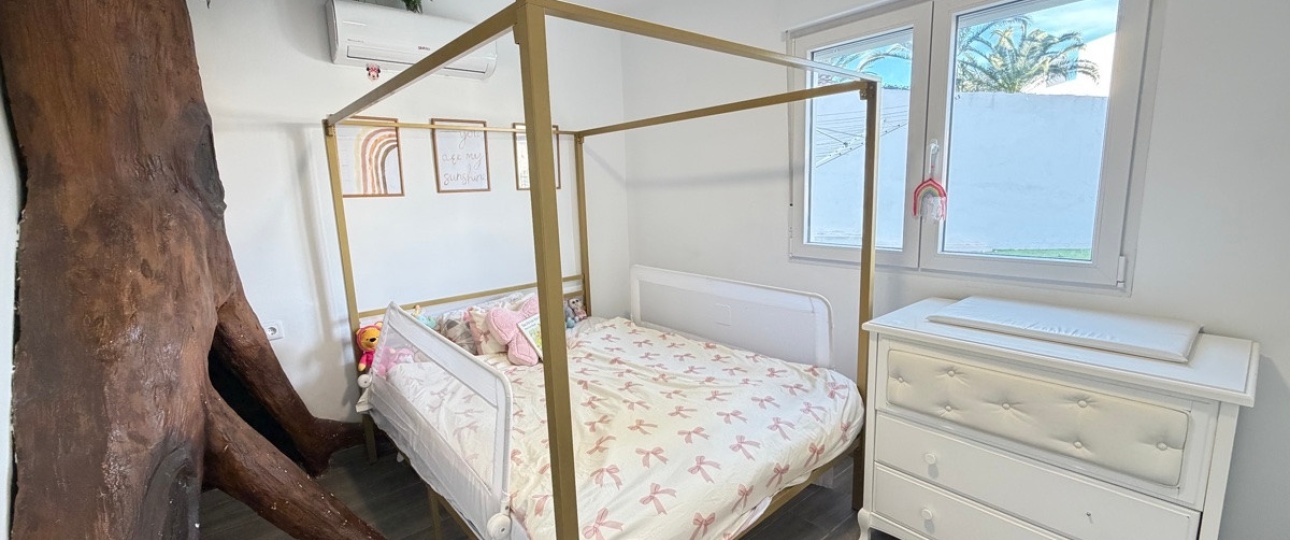 Resale - Villa - Orihuela - Villamartin