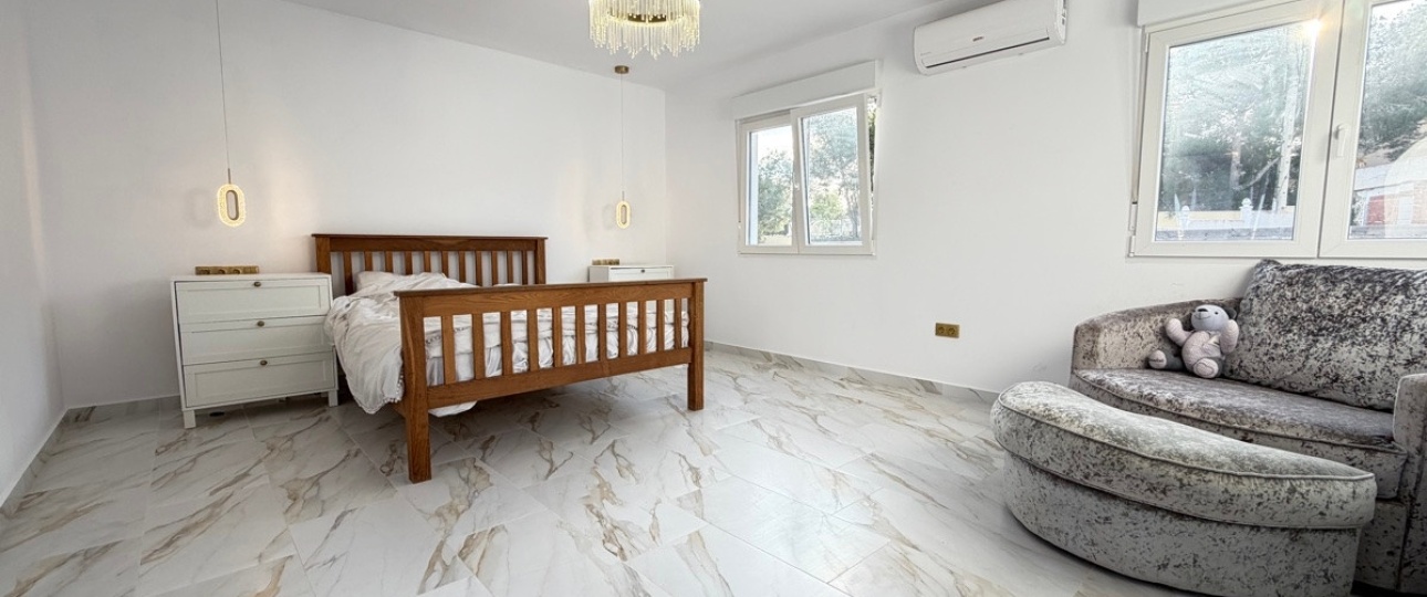 Resale - Villa - Orihuela - Villamartin