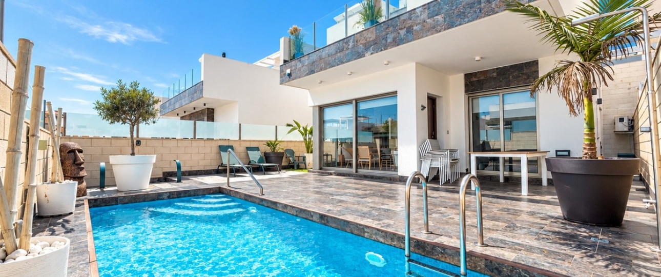 Resale - Villa - Orihuela - Villamartin