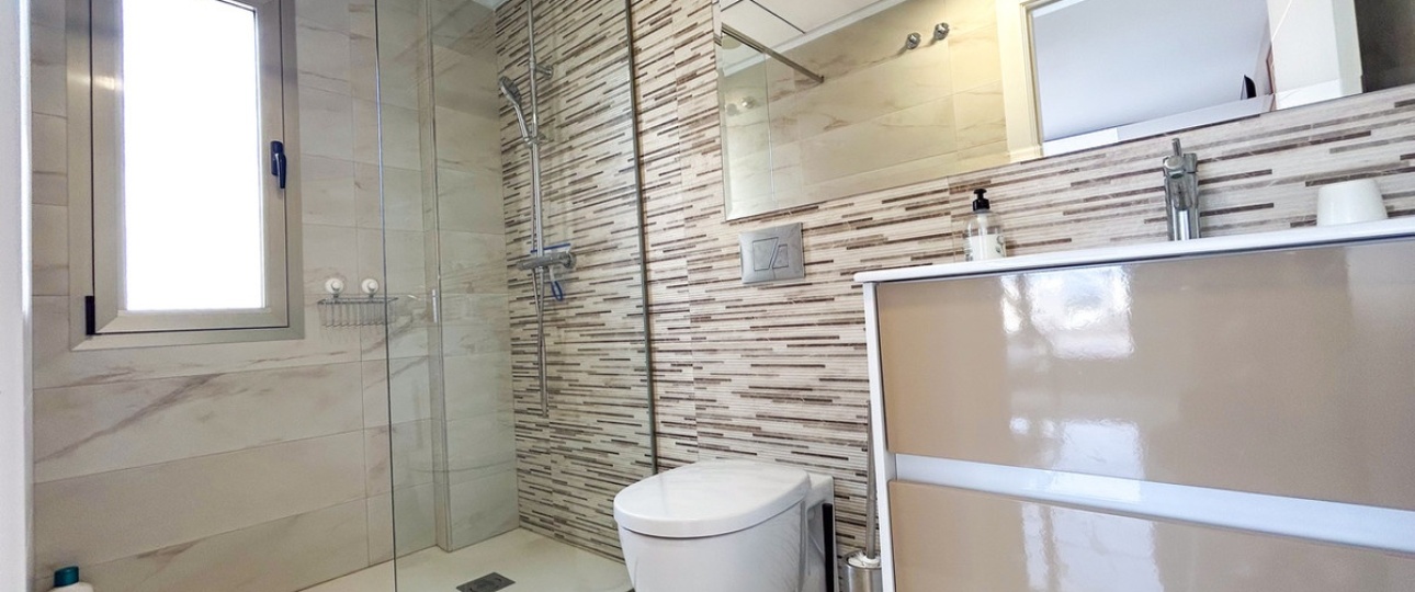 Resale - Villa - Orihuela - Villamartin