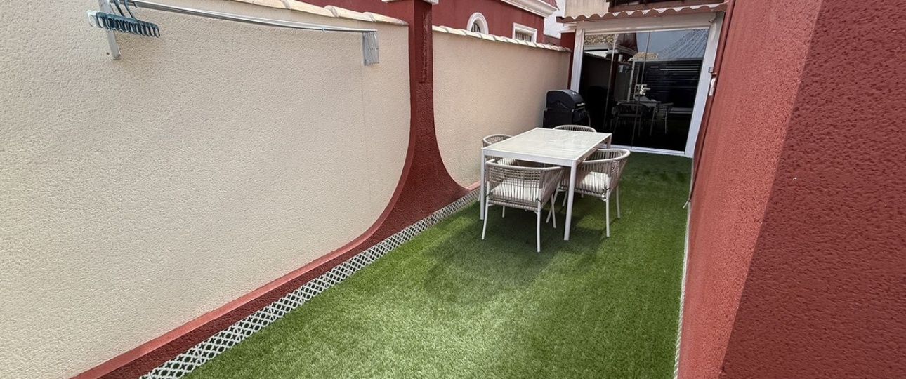 Resale - Villa - Orihuela - Villamartin