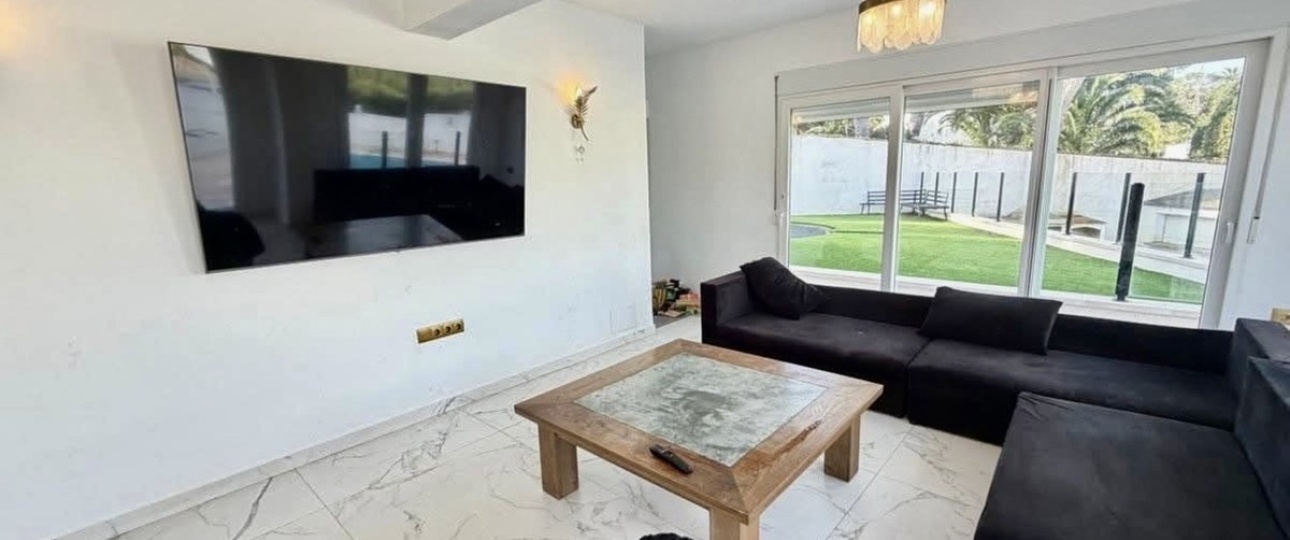 Resale - Villa - Orihuela - Villamartin