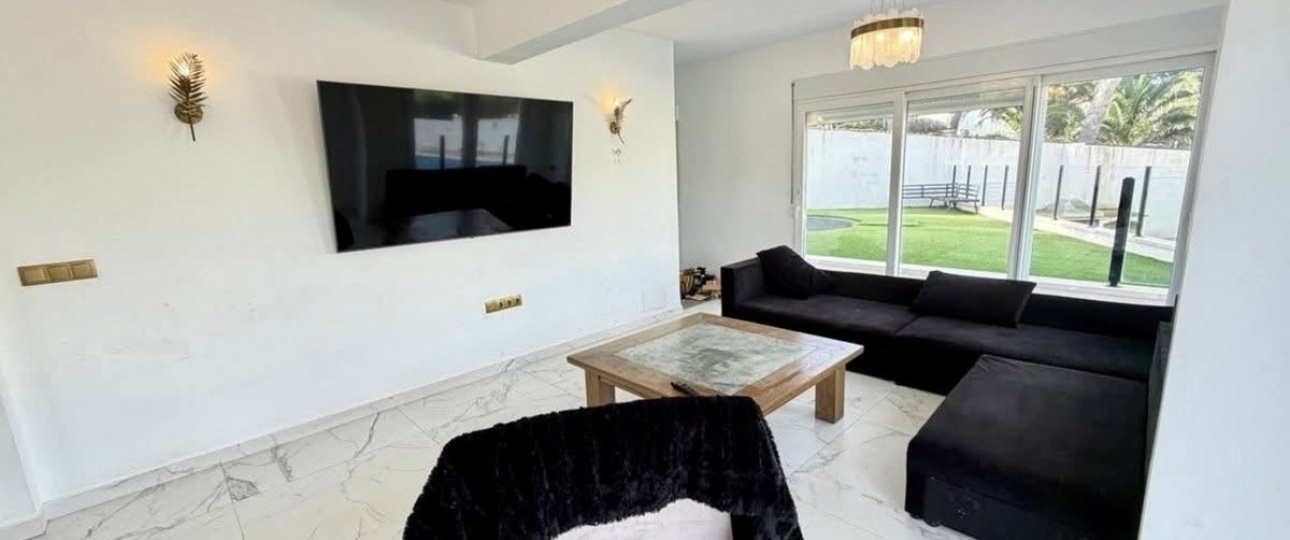 Resale - Villa - Orihuela - Villamartin