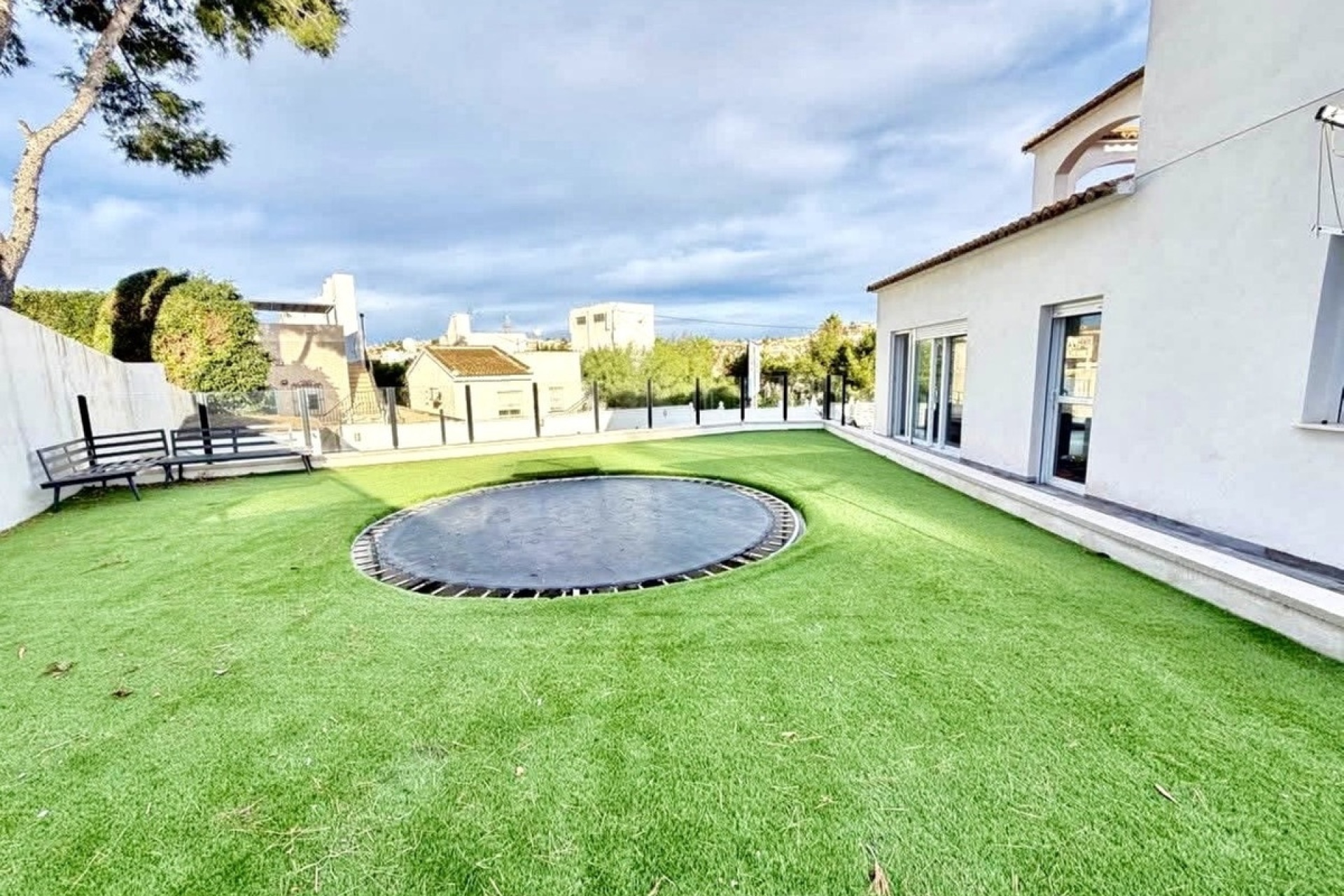Resale - Villa - Orihuela - Villamartin