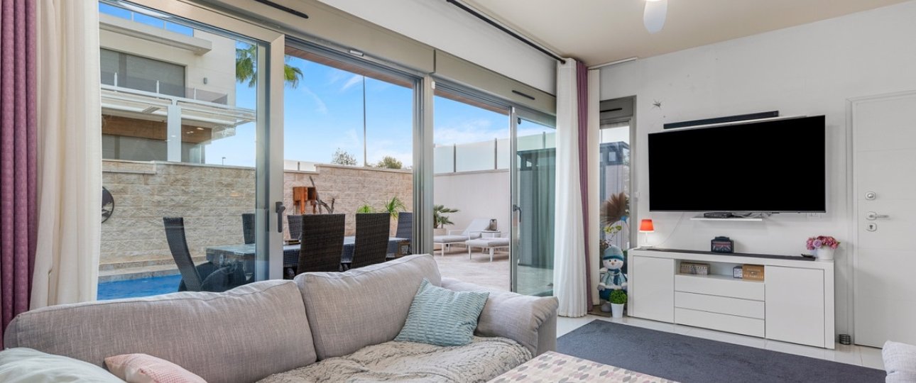 Resale - Villa - Orihuela - Villamartin