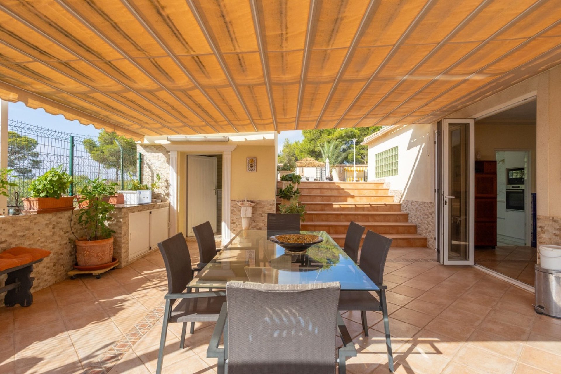 Resale - Villa - Orihuela - Villamartin