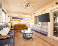 Resale - Villa - Orihuela - Villamartin