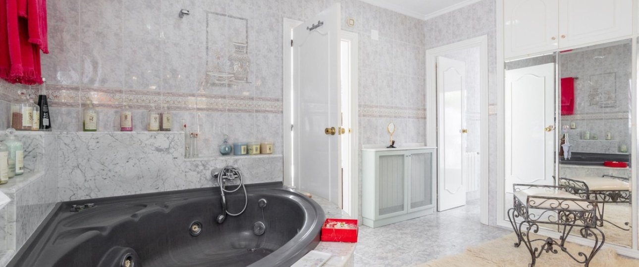 Resale - Villa - Orihuela - Villamartin