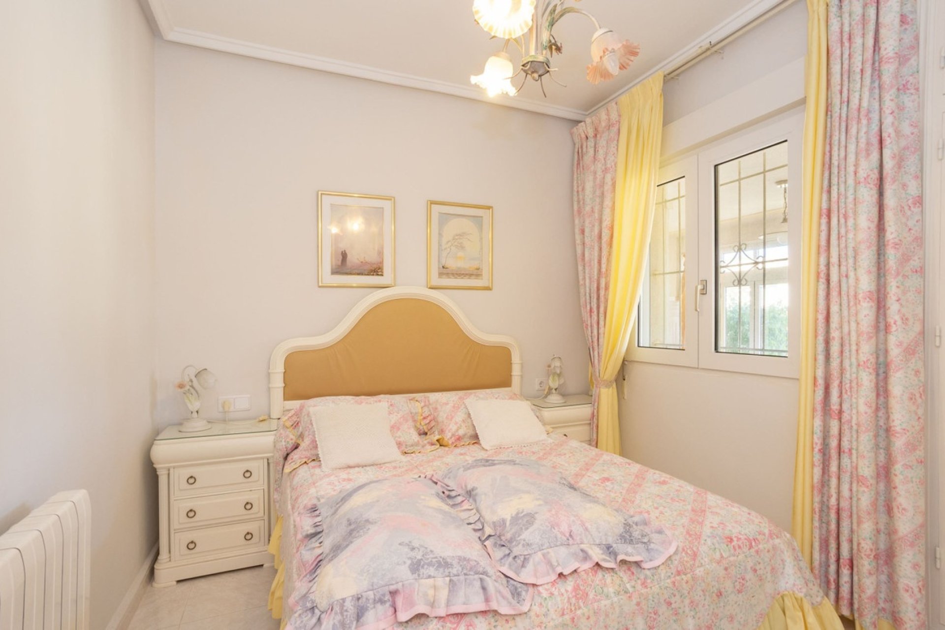 Resale - Villa - Orihuela - Villamartin