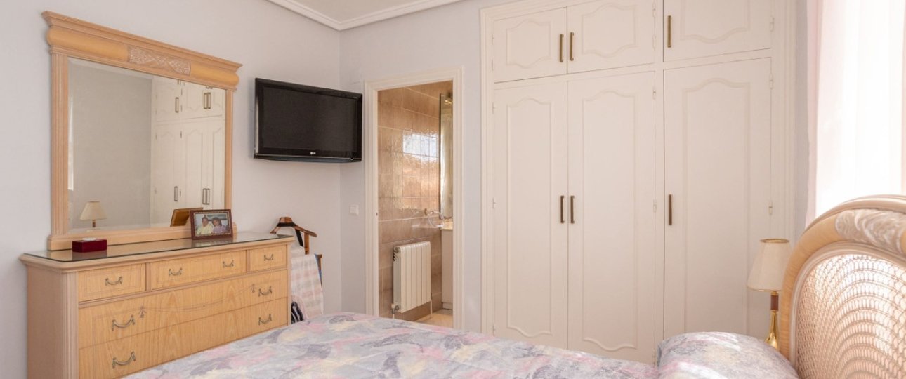 Resale - Villa - Orihuela - Villamartin