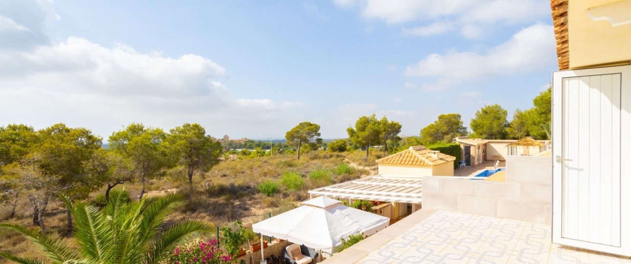 Resale - Villa - Orihuela - Villamartin