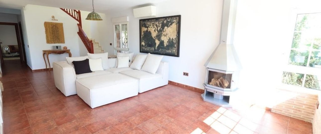 Resale - Villa - Orihuela - Villamartin