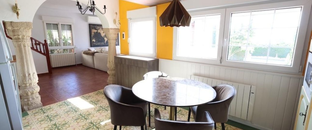 Resale - Villa - Orihuela - Villamartin