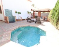 Resale - Villa - Orihuela - Villamartin