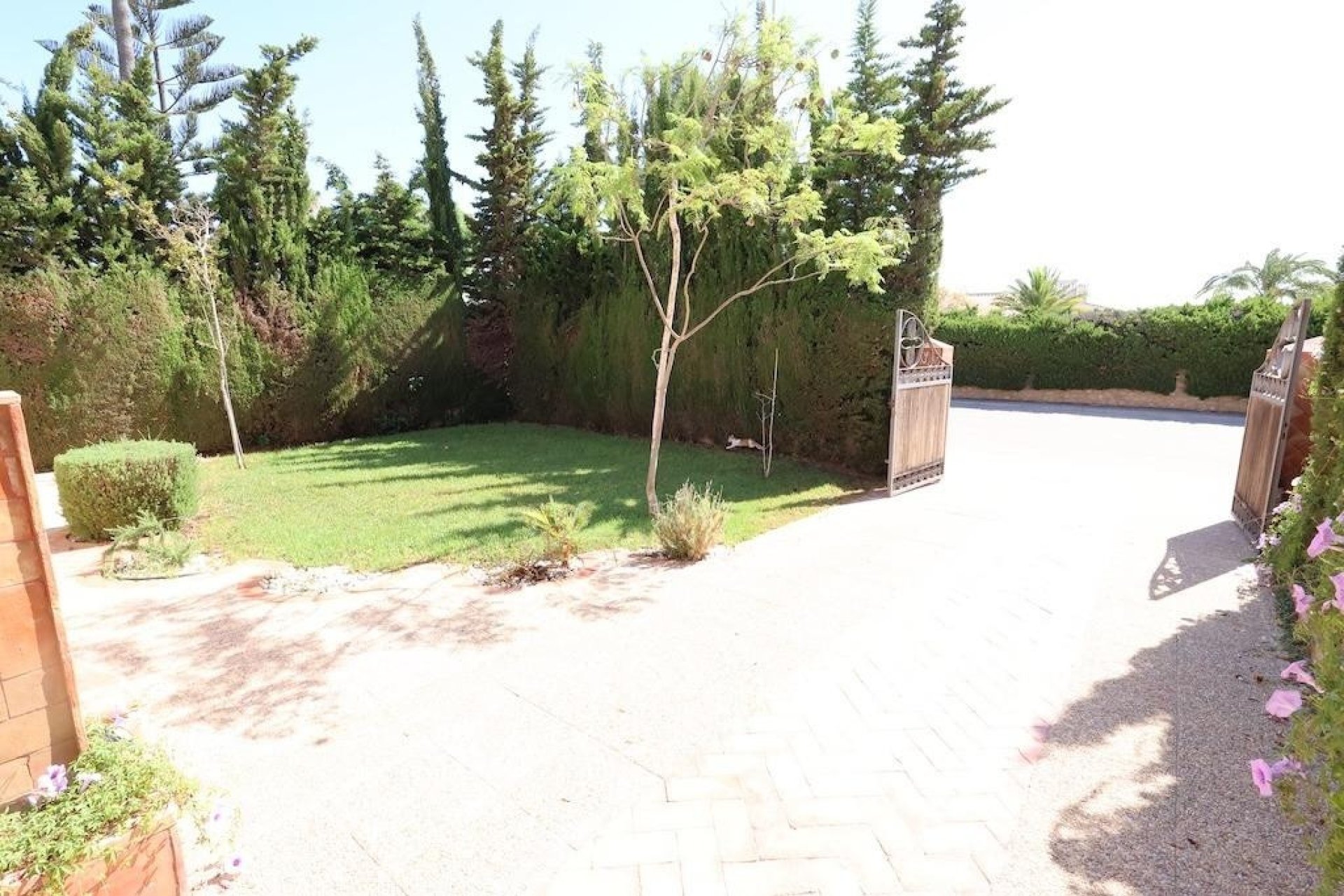 Resale - Villa - Orihuela - Villamartin
