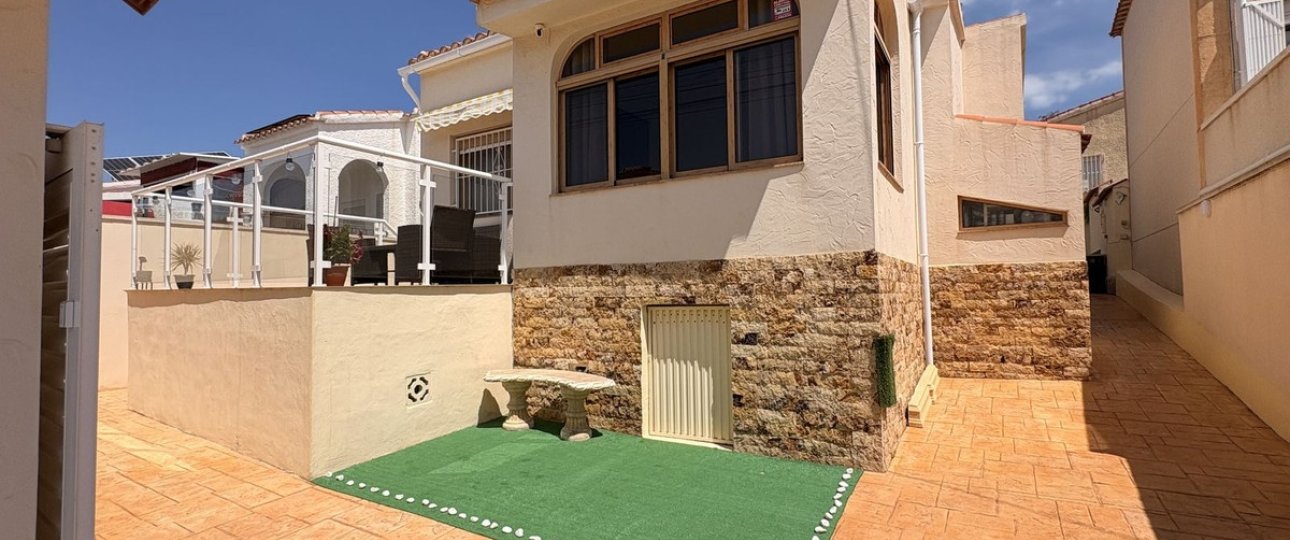 Resale - Villa - San Fulgencio - La Marina