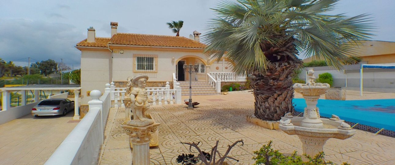 Resale - Villa - San Fulgencio - La Marina