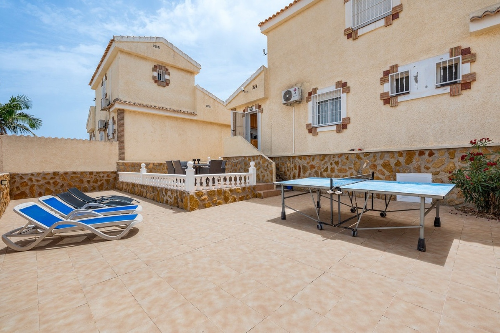 Resale - Villa - Santa Pola - Gran Alacant