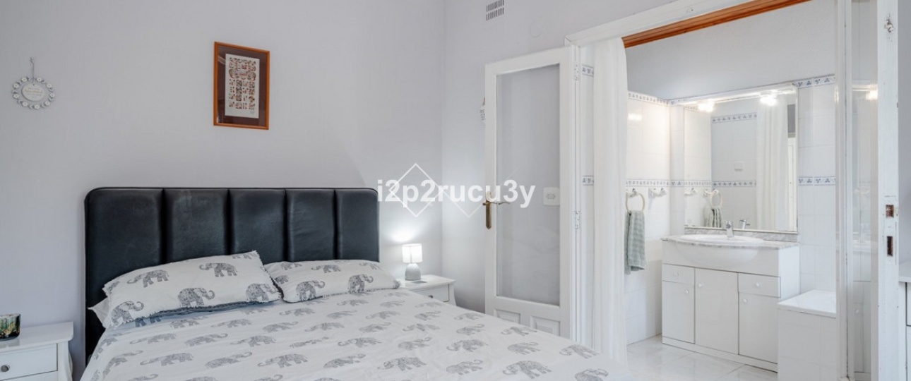 Resale - Villa - Teulada - Moraira