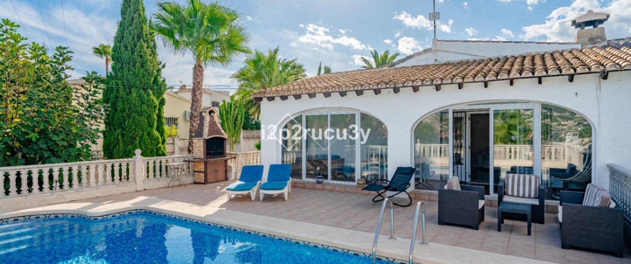 Resale - Villa - Teulada - Moraira