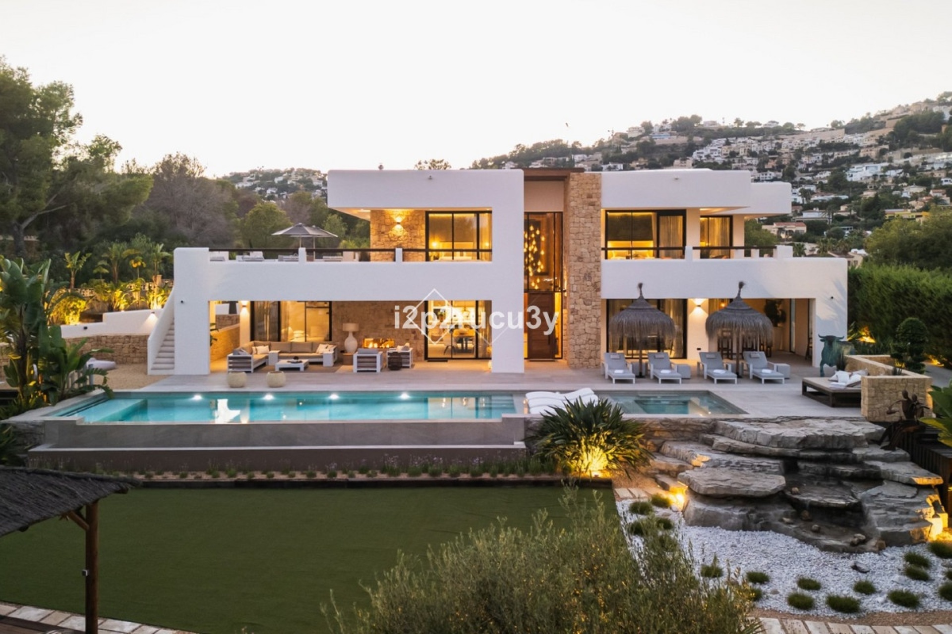 Resale - Villa - Teulada - Moraira