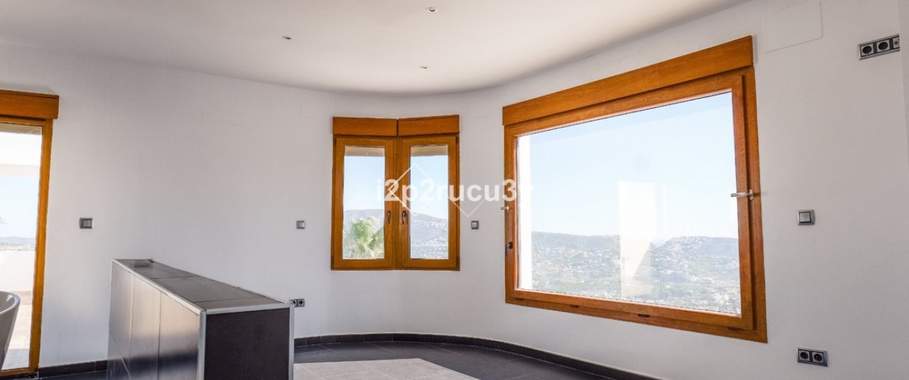Resale - Villa - Teulada - Moraira