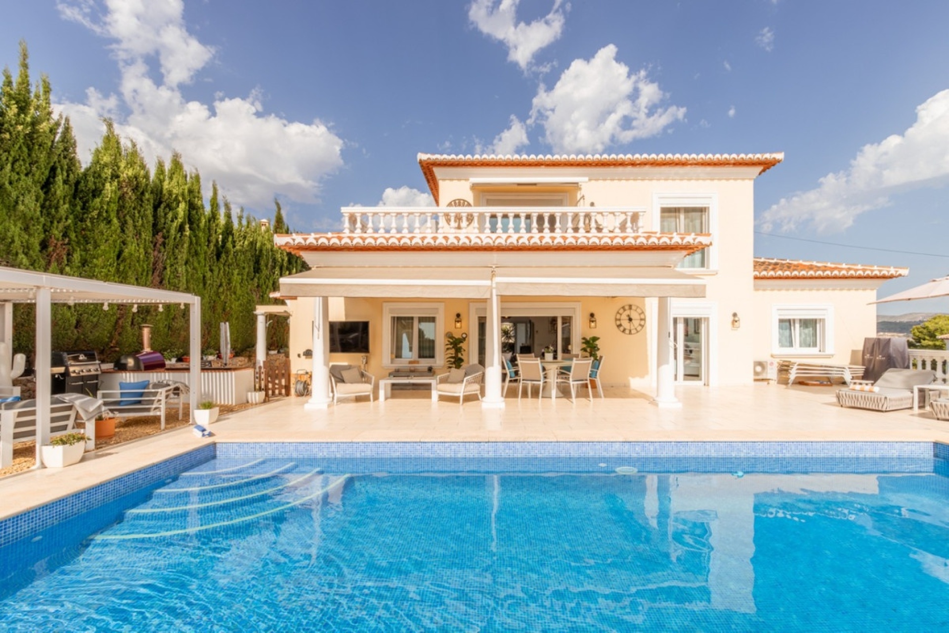Resale - Villa - Teulada - Moraira