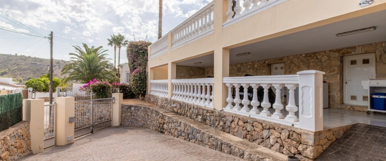 Resale - Villa - Teulada - Moraira