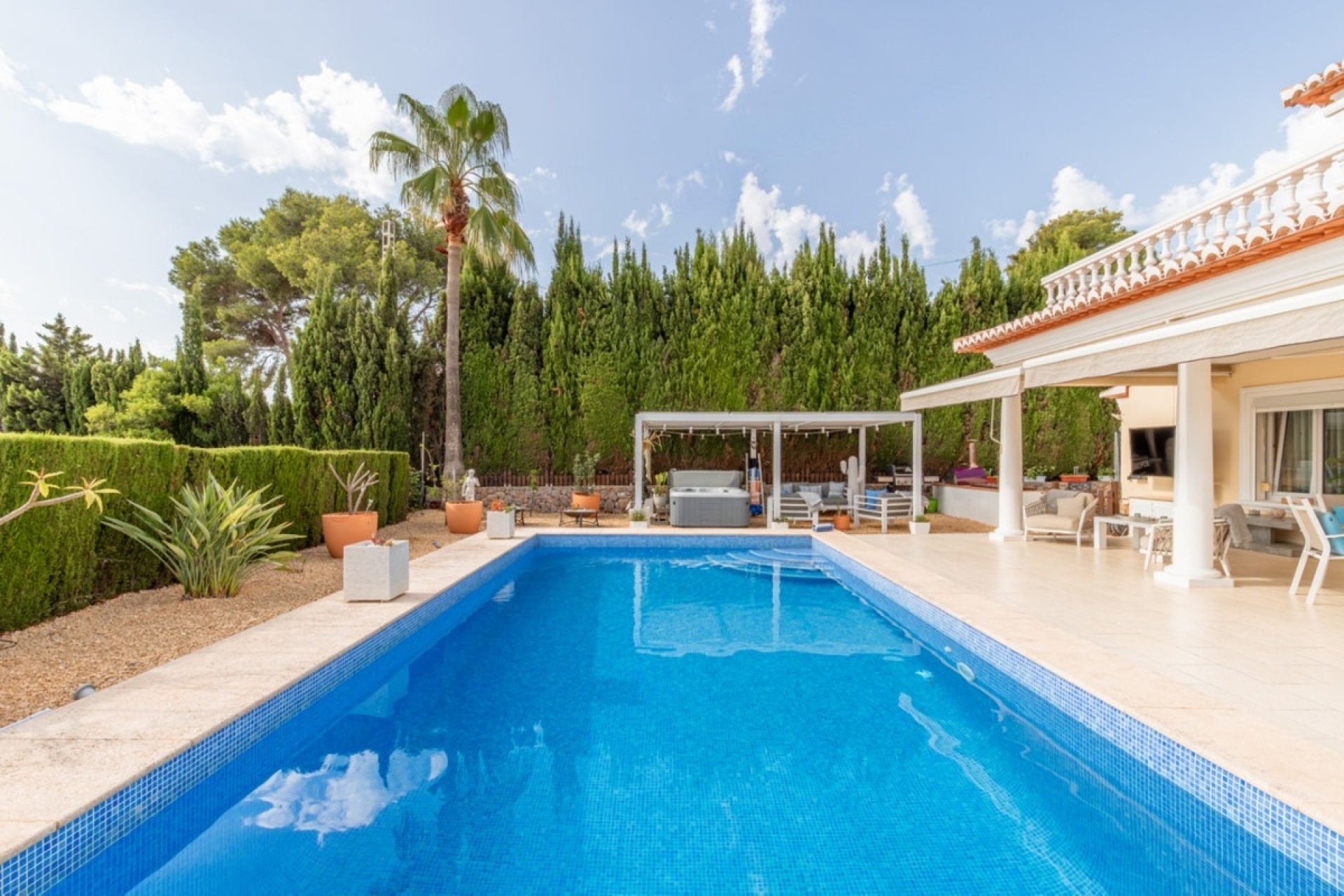 Resale - Villa - Teulada - Moraira