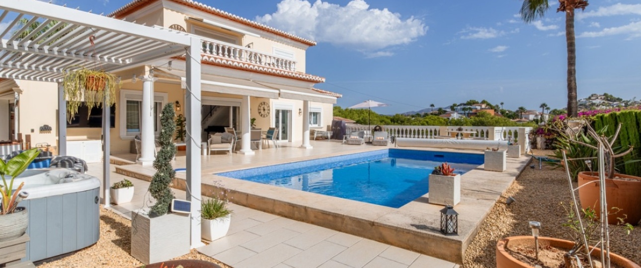 Resale - Villa - Teulada - Moraira
