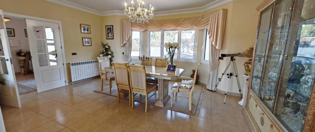 Resale - Villa - Teulada - Moraira