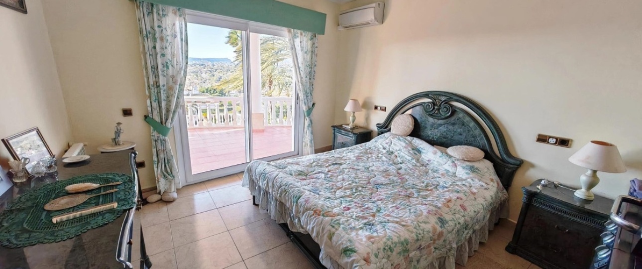Resale - Villa - Teulada - Moraira