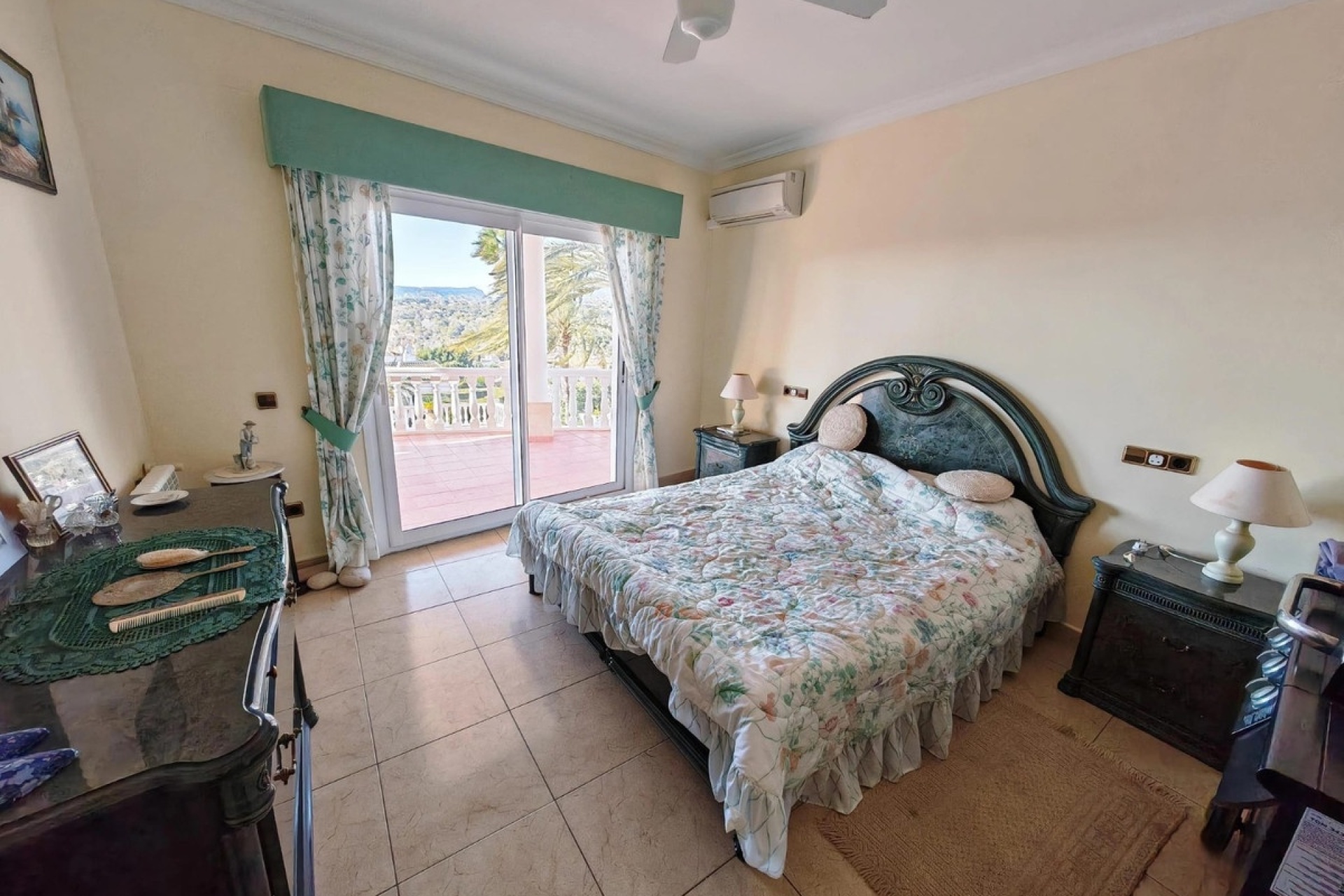 Resale - Villa - Teulada - Moraira
